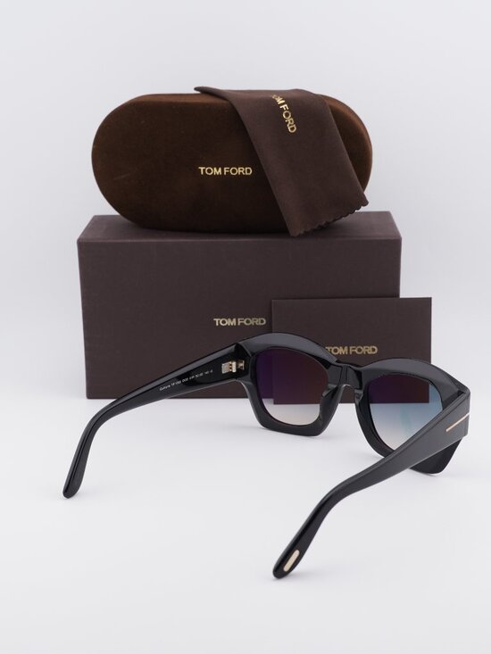 Tom Ford Guilliana FT1083 01P Square Sunglasses - Shiny Black/Green Gradient main image 7